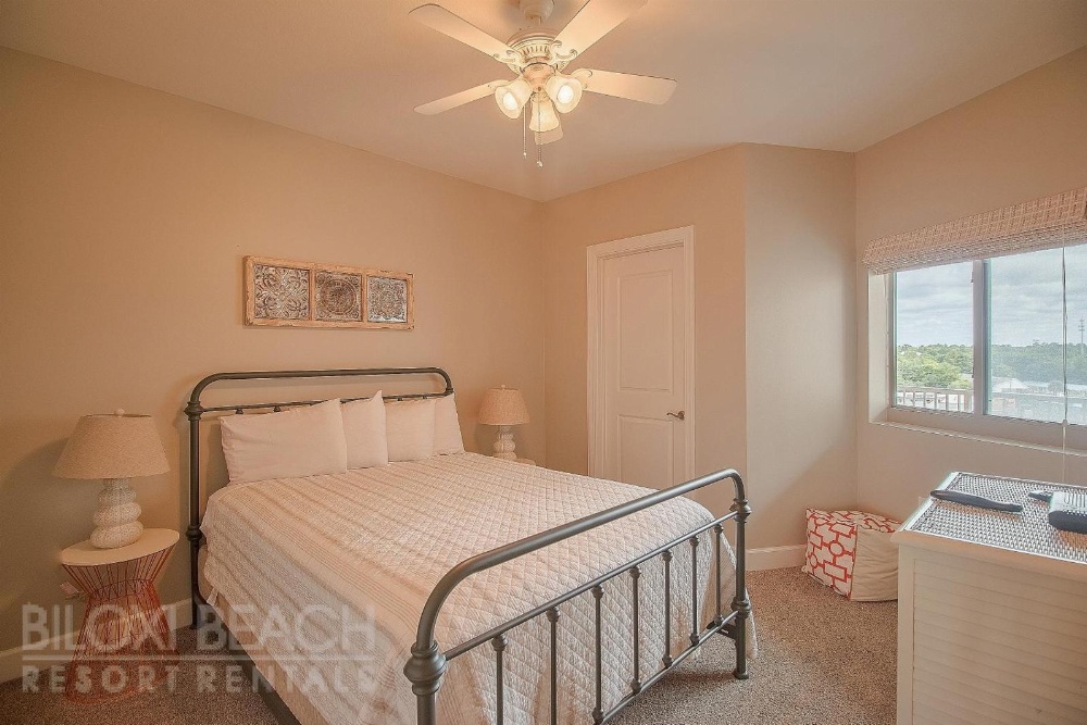 Sea Breeze 709 Deluxe - Two Bedroom Apartment Main image